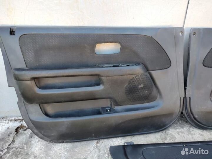 Дверные карты Honda Cr-V 2 RD7