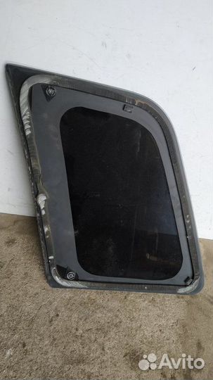 Стекло кузовное глухое заднее правое Ford Fusion