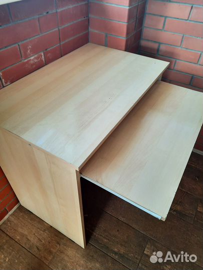 Компьютерный столик IKEA
