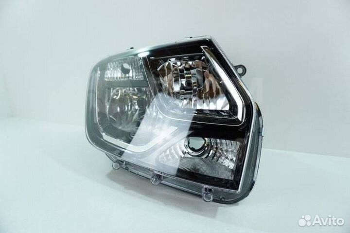 Фара правая Renault Duster после 2012
