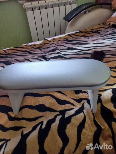 Подставка для маникюра