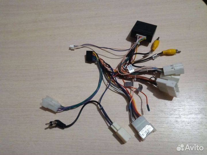 Переходник на автомагнитолы android Тойота с KAN