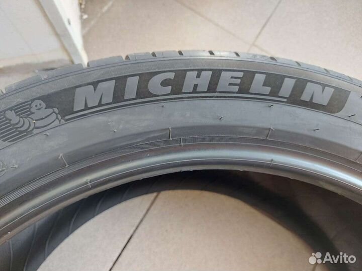 Michelin Pilot Sport 4 SUV 295/40 R22 112Y