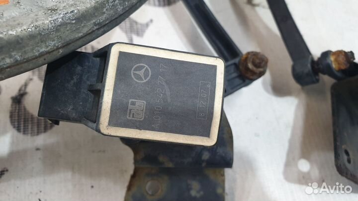 Рычаги верхние на Mercedes-Benz W164 X164 R251 ML