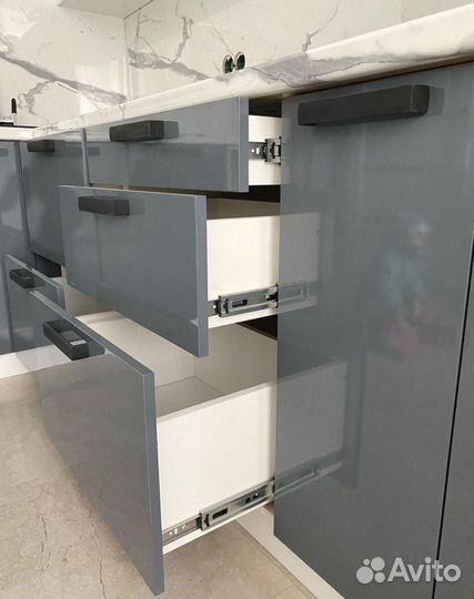 Кухонный гарнитур 