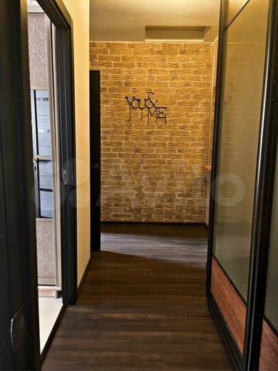 2-к. квартира, 55 м², 6/6 эт.