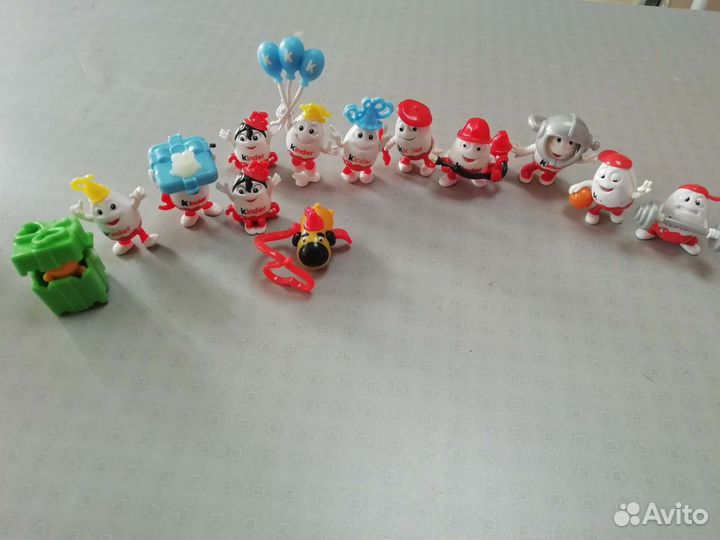 Игрушки из киндер сюрприза