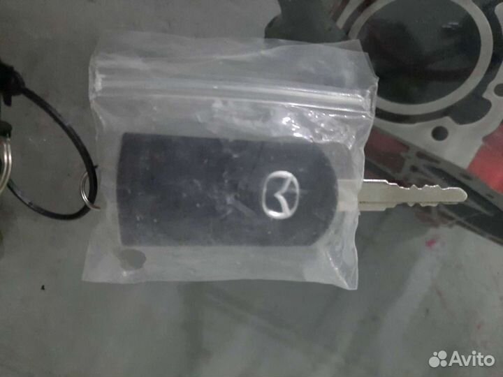 Ключ Мазда 3 BK