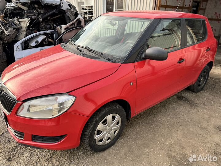 В разборе Skoda fabia 2 1.2 2012