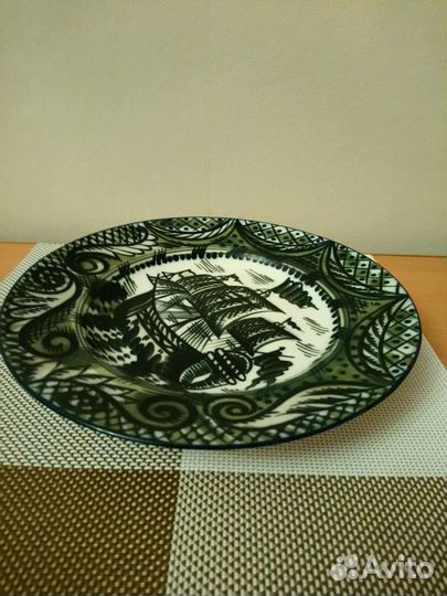 Настенная тарелка лфз Парусник СССР