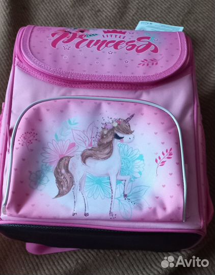 Ранец школьный новый