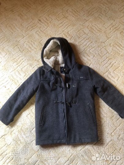 Стеганое пальто с капюшоном