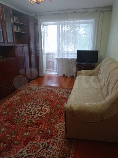 2-к. квартира, 42 м², 3/5 эт.