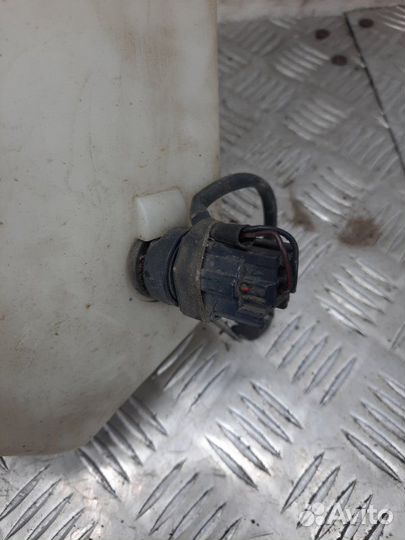 Бачок омывателя Ford Mondeo хэтчбэк 5 дв. 2.0 2004