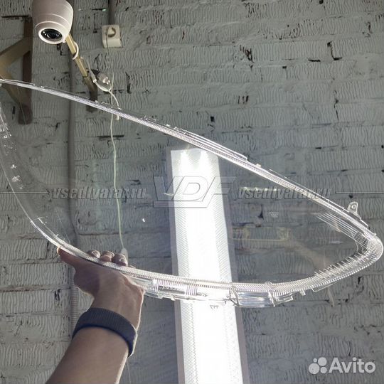 Уцененное стекло для фары Mazda 2 DE (2007-2015) П