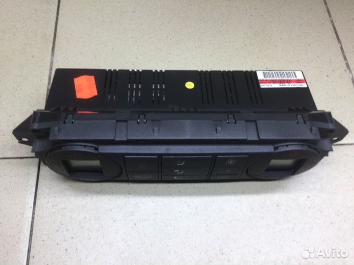 Блок управления климатической установкой Ford