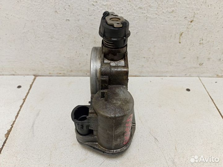 Дроссельная заслонка