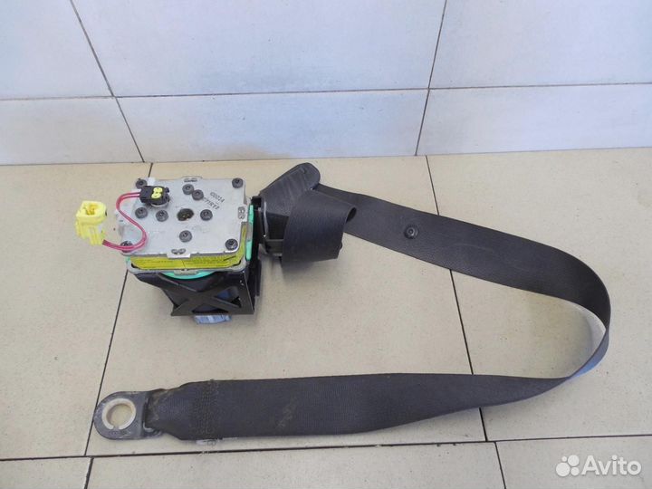 Ремень безопасности с пиропатроном Corolla E15 200