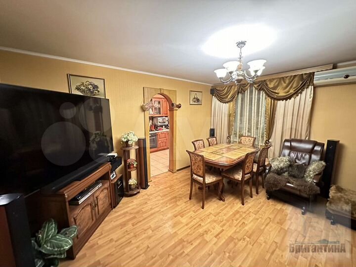 3-к. квартира, 119 м², 4/10 эт.