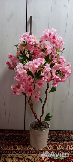 Искусственная сакура