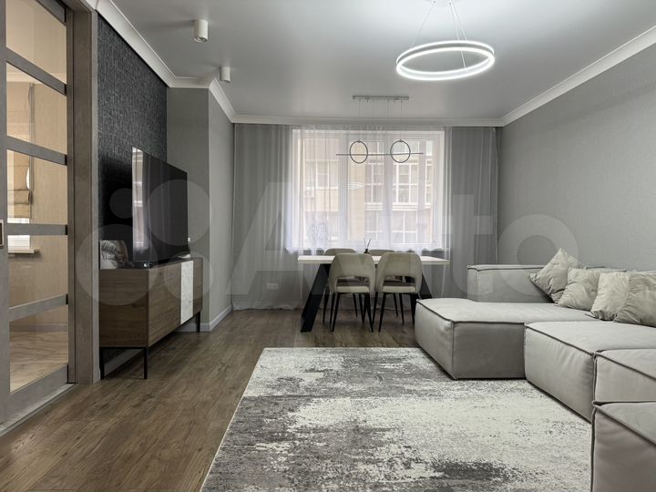 3-к. квартира, 94 м², 3/7 эт.