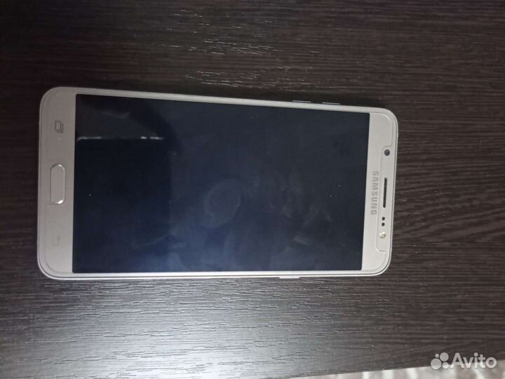 Samsung galaxy j7 2016
