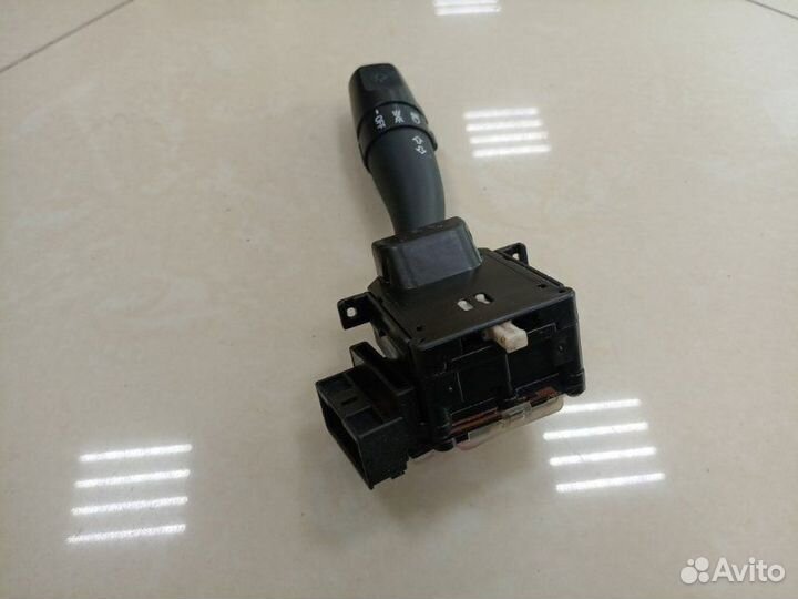 Подрулевой переключатель поворотов Hyundai Accent