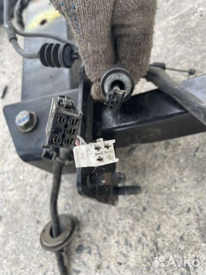 Фаркоп Mercedes W211 седан