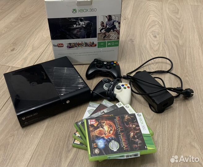 Xbox 360 Е + 250 гб. + игры
