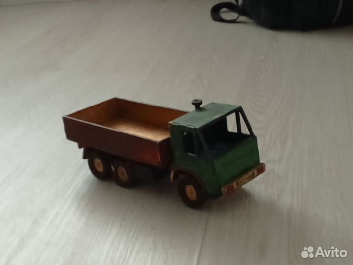 Камаз деревянный
