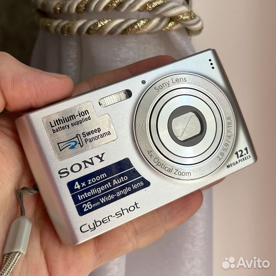Компактный фотоаппарат Sony cyber shot