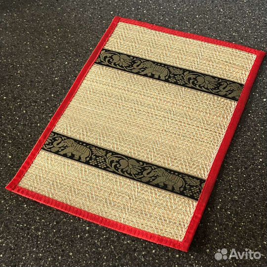 Салфетки и подставки сервировочные