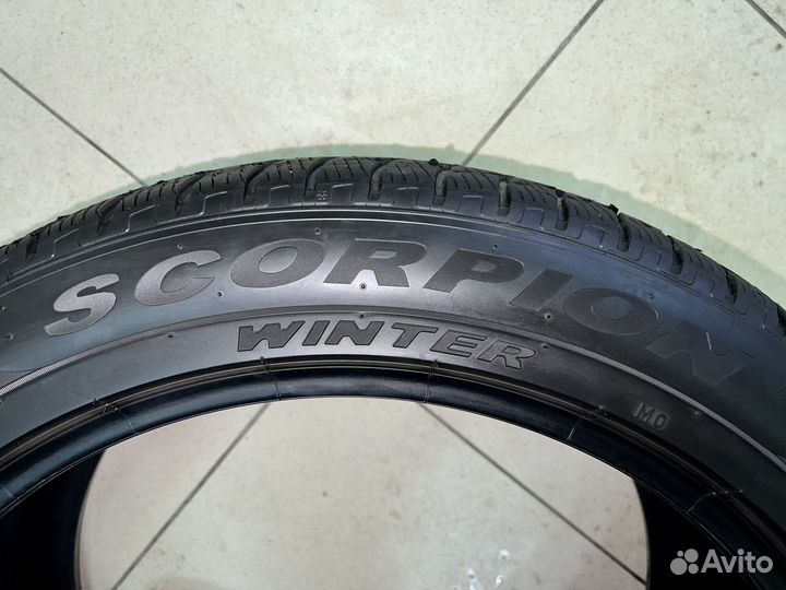 Pirelli Scorpion Winter 275/45 R21 107V