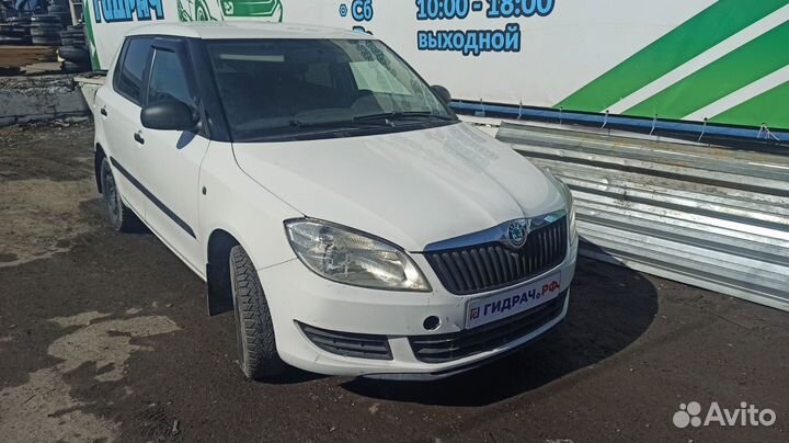 Цилиндр тормозной главный Skoda Fabia 6R1611019A