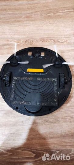 Робот пылесос panda