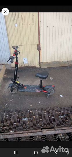 Самокат взрослый электрический
