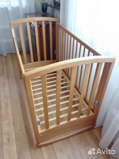 Кровать детская с матрасом