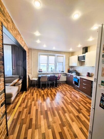 3-к. квартира, 79,3 м², 14/17 эт.