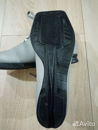 Лыжные ботинки Nordway Alta 35 размер