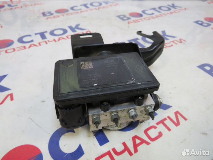 Блок ABS nissan note E12