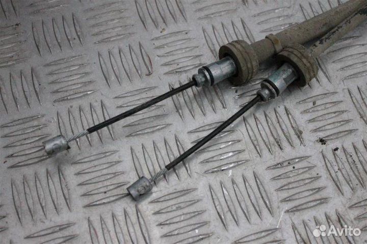 Трос стояночного тормоза Hyundai Solaris 1 1.6