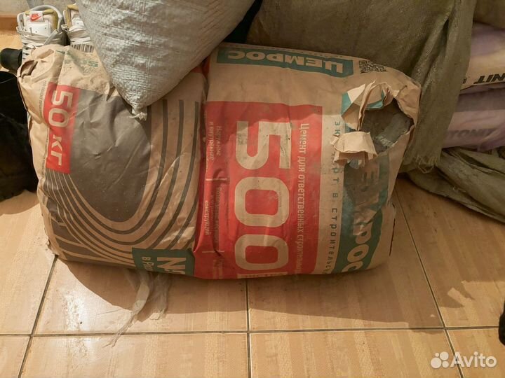 Наливной пол, цемент, песок