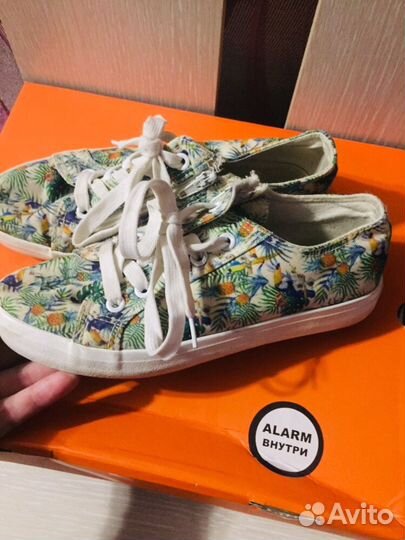 Кеды на девочку