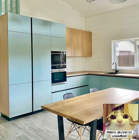 Кухонный гарнитур угловой