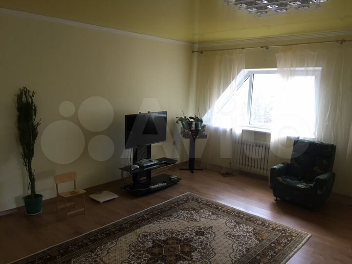 Дом 200 м² на участке 10 сот.