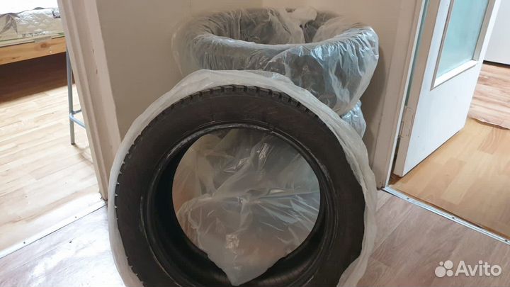 Nokian Tyres Nordman 8 215/55 R17 98T