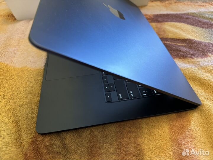 Macbook Air 15 2023 M2 8GB 256GB Midnight Идеал