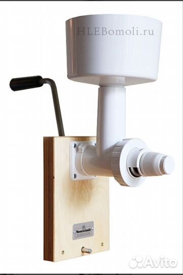 Мельница для зерна ручная