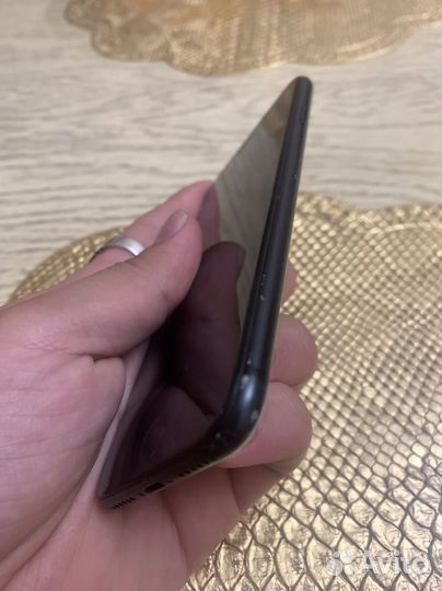 Телефон iPhone 7 32gb