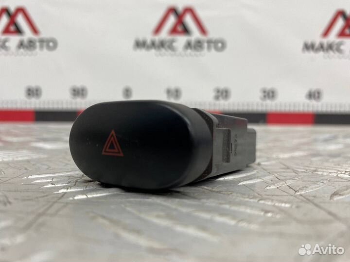 Б/У Кнопка аварийного сигнала Daewoo Nexia L32